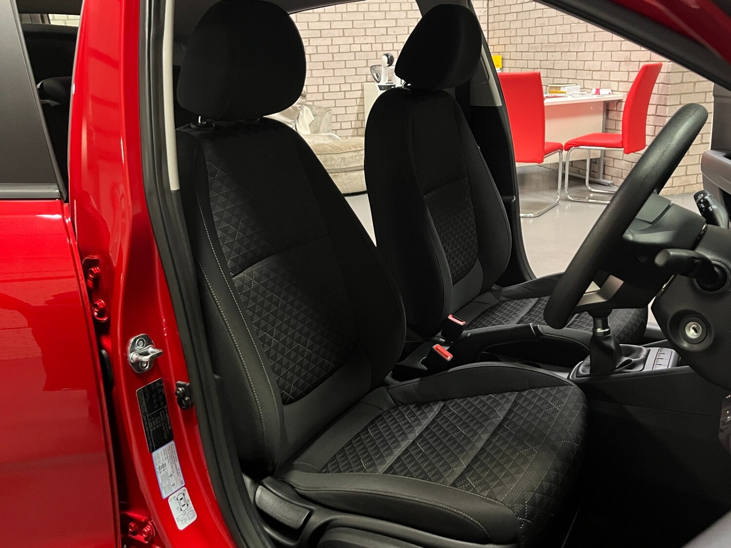 Used Kia Rio 2023 for sale - 77670247: Photo 15