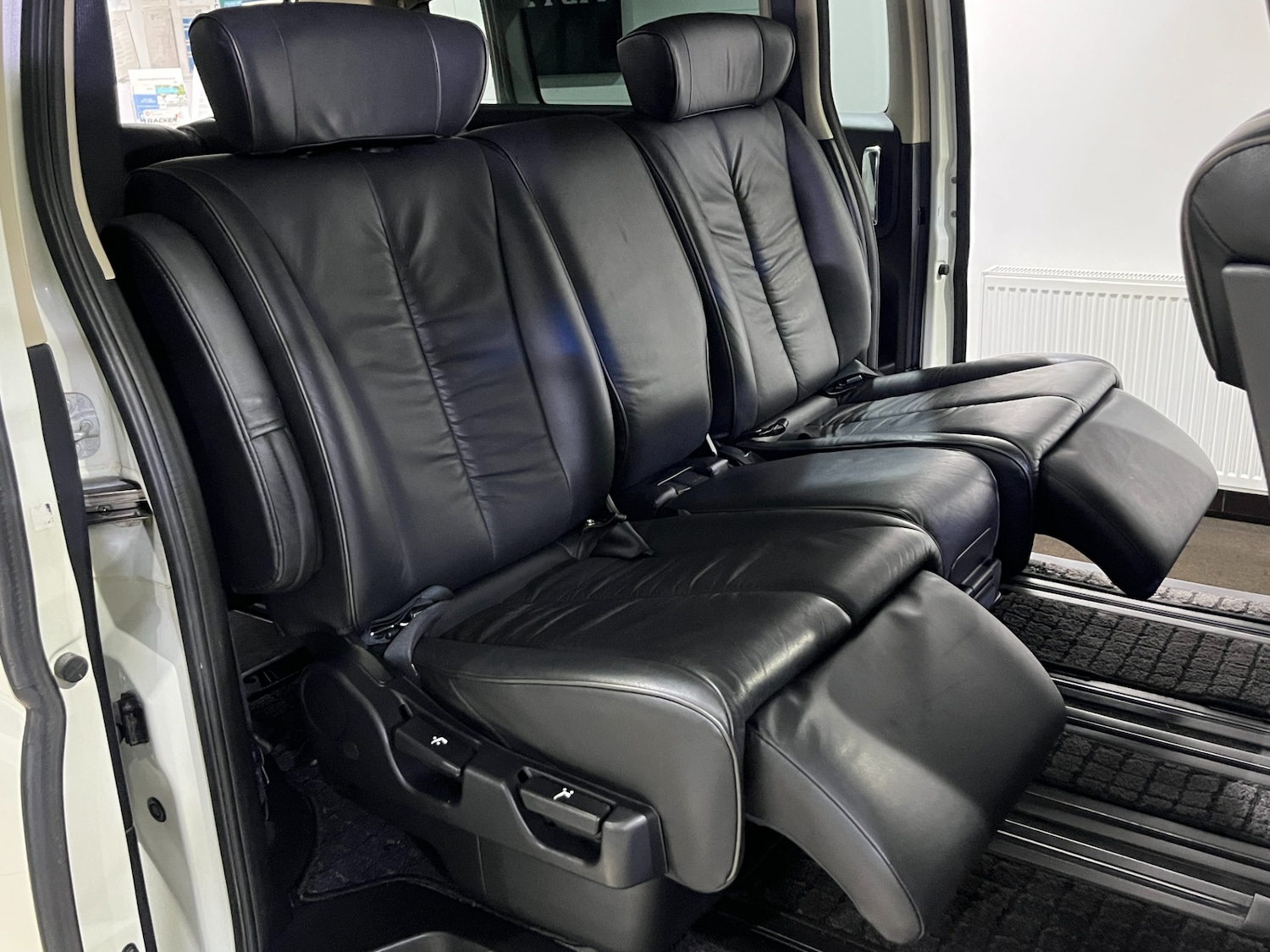 Used Nissan Elgrand 2008 for sale - 77522186: Photo 12