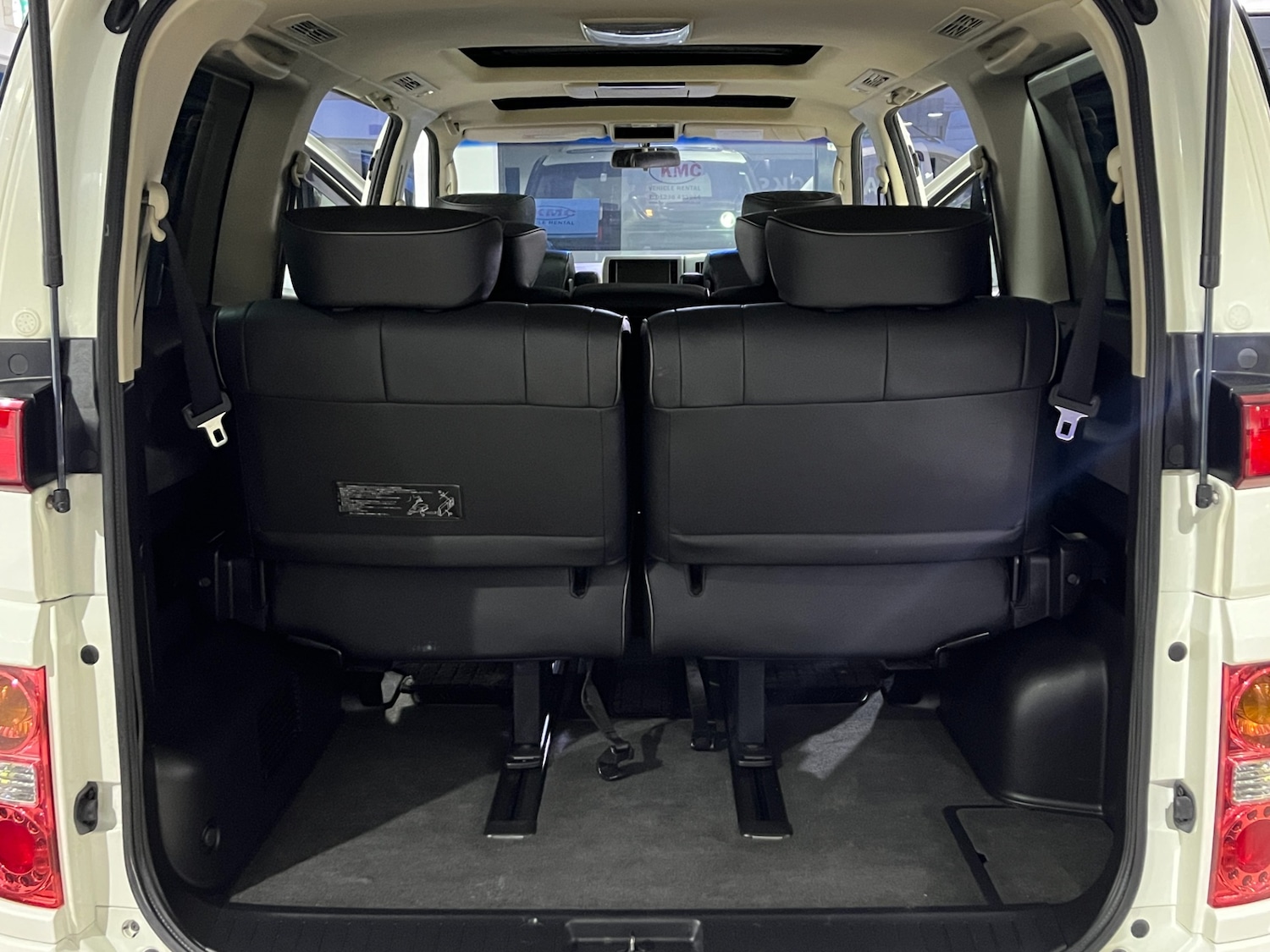 Used Nissan Elgrand 2008 for sale - 77522186: Photo 16