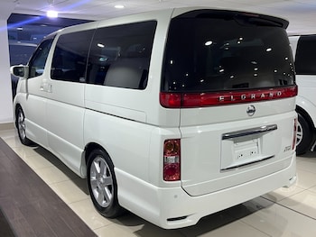 Used Nissan Elgrand 2008 for sale - 77522186: Photo