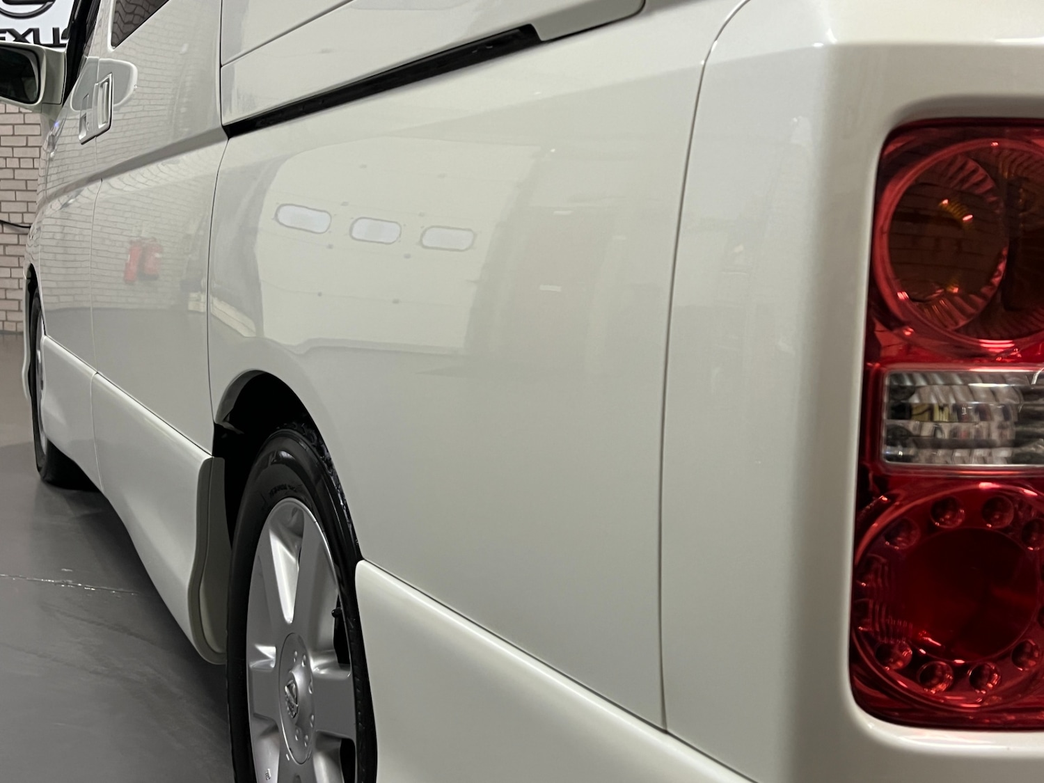 Used Nissan Elgrand 2008 for sale - 77522186: Photo 41