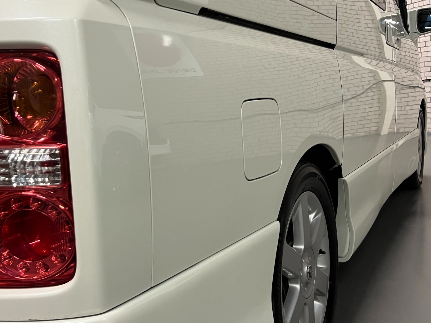 Used Nissan Elgrand 2008 for sale - 77522186: Photo 42