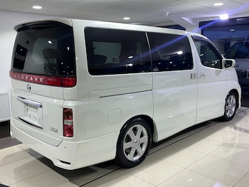 Used Nissan Elgrand 2008 for sale - 77522186: Photo