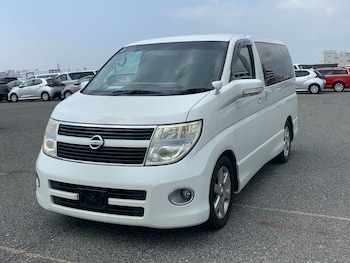Nissan - Elgrand