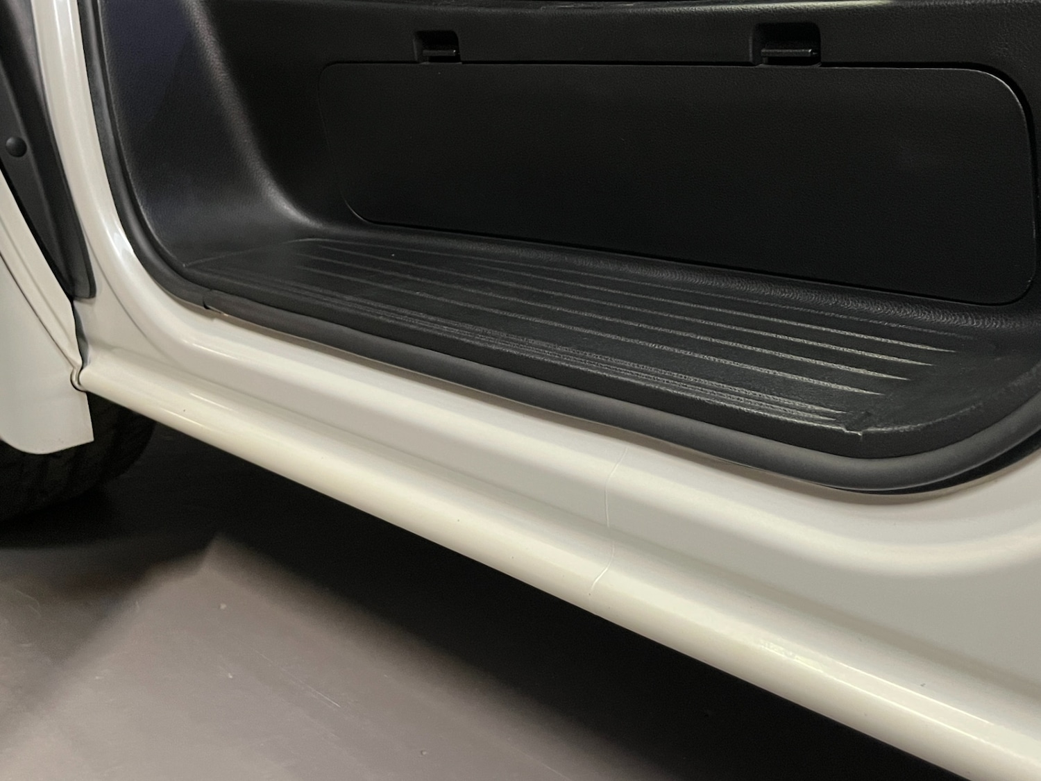 Used Nissan Elgrand 2009 for sale - 76334950: Photo 23