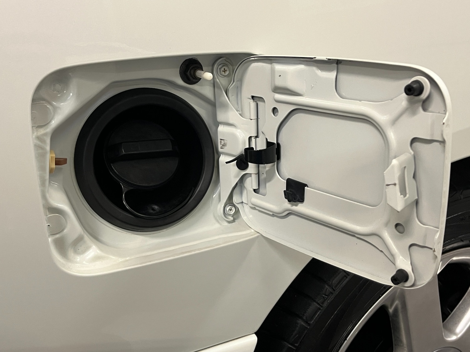 Used Nissan Elgrand 2009 for sale - 76334950: Photo 43