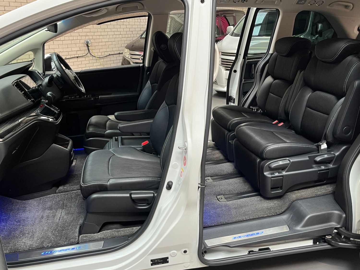 Used Honda Odyssey 2014 for sale - 76687461: Photo 17