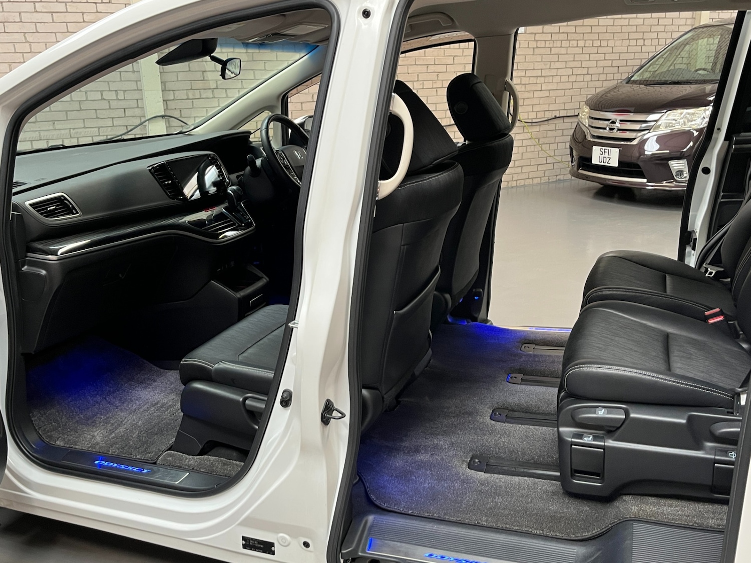 Used Honda Odyssey 2014 for sale - 76687461: Photo 18