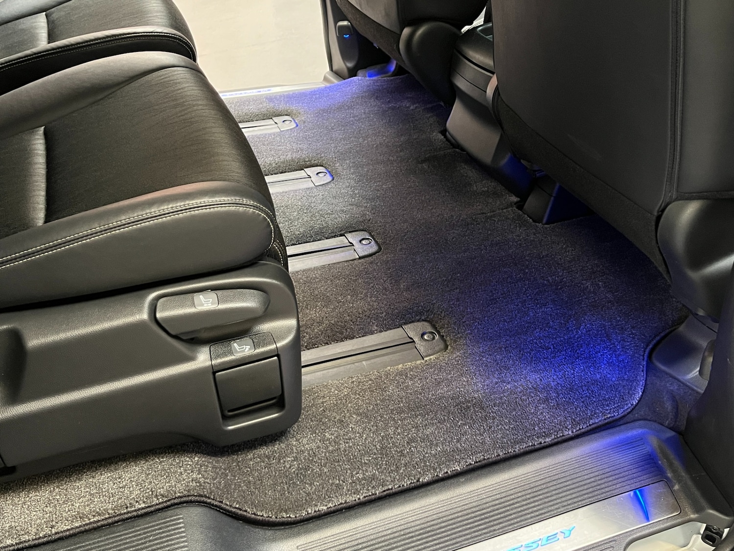 Used Honda Odyssey 2014 for sale - 76687461: Photo 27