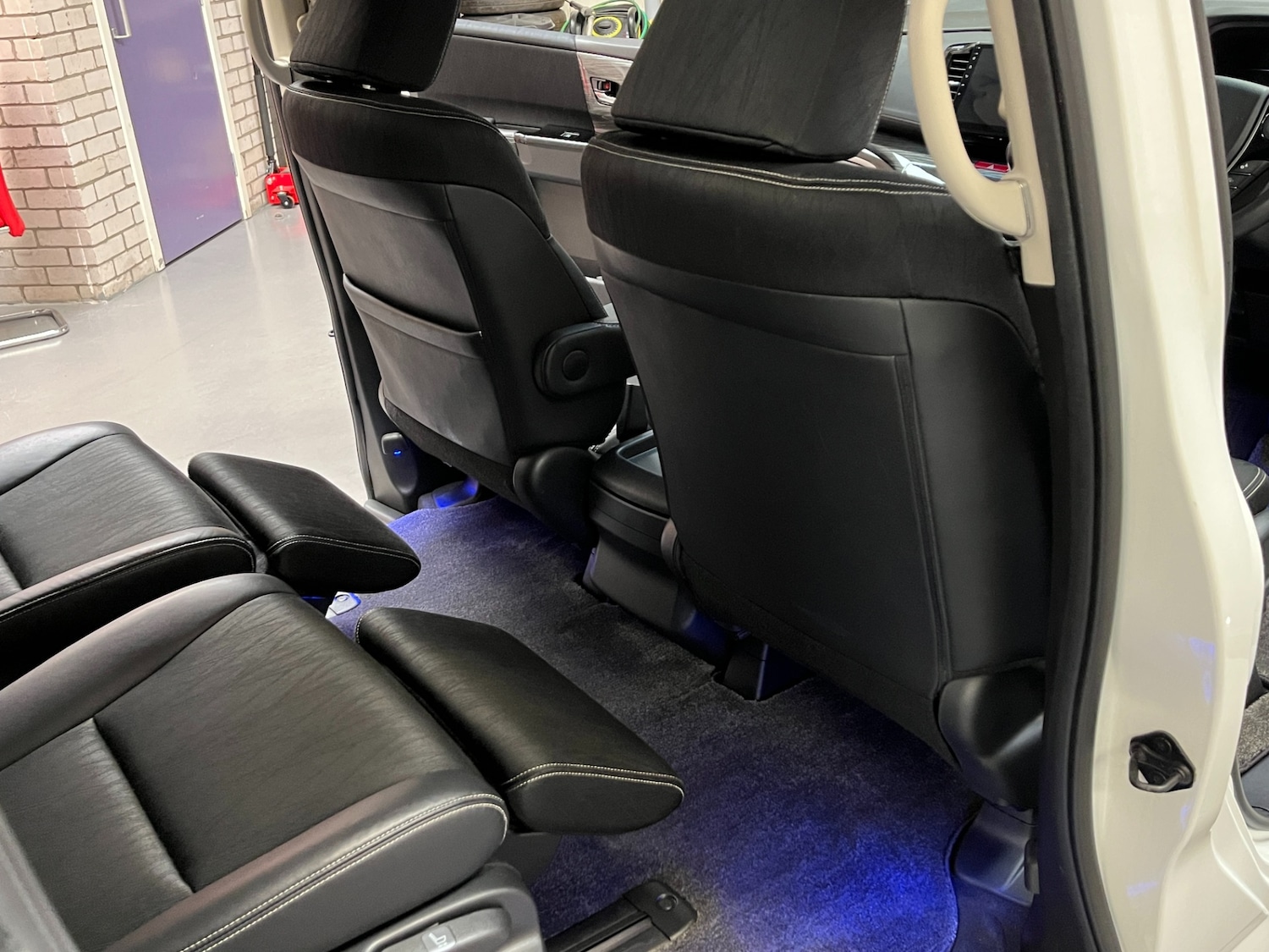 Used Honda Odyssey 2014 for sale - 76687461: Photo 28