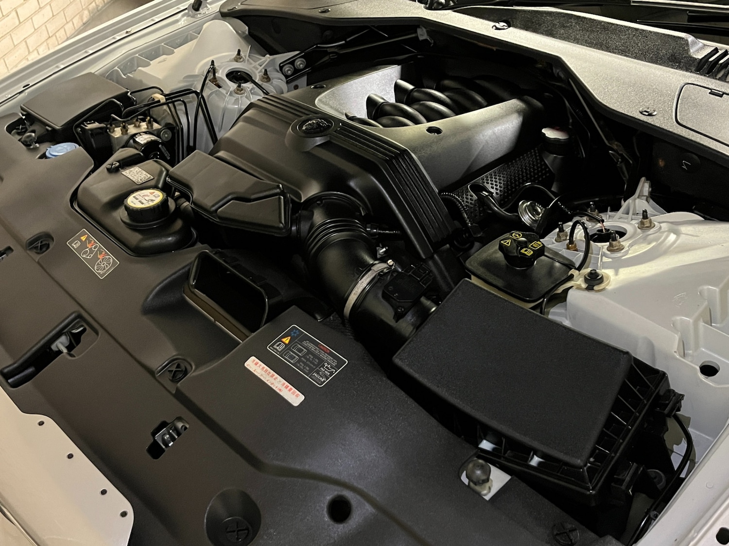 Used Jaguar XJ 2005 for sale - 76726140: Photo 28