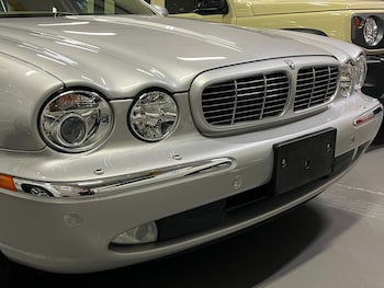 Used Jaguar XJ 2005 for sale - 76726140: Photo