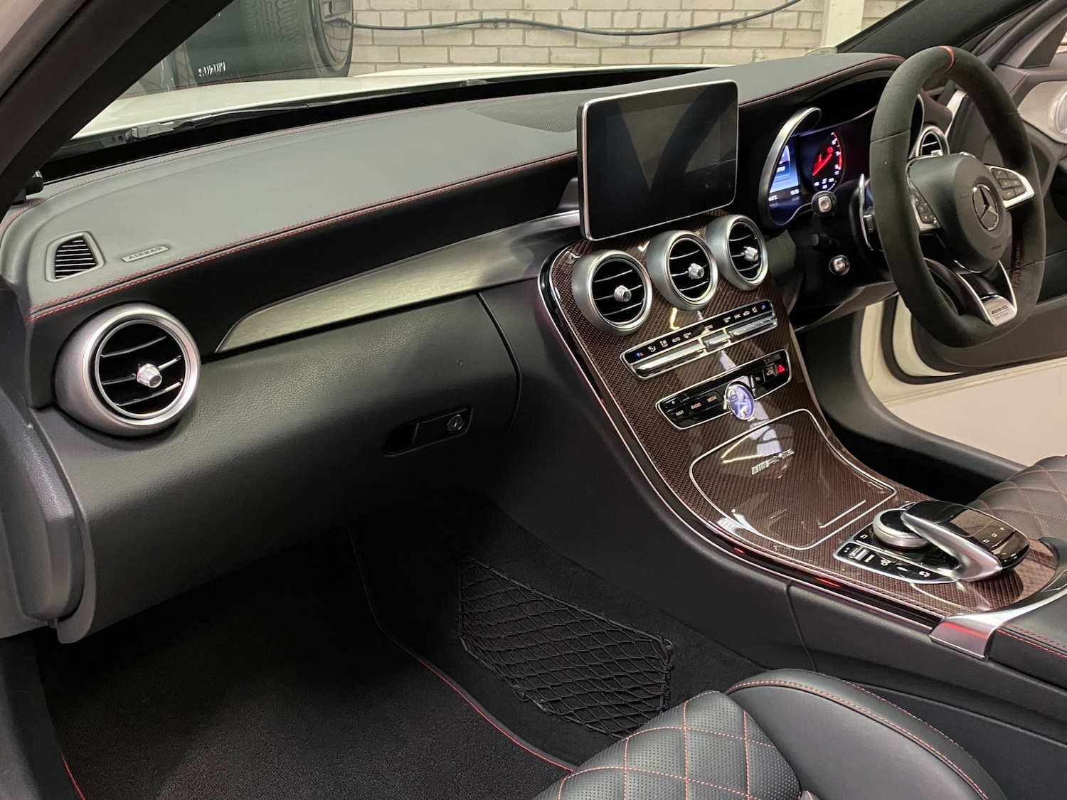 Used Mercedes-Benz C Class 2015 for sale - 77336861: Photo 11