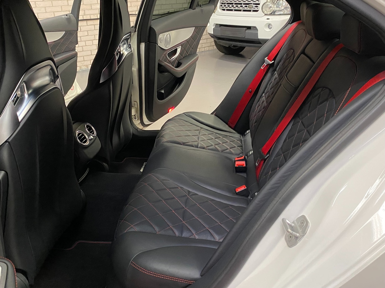 Used Mercedes-Benz C Class 2015 for sale - 77336861: Photo 13