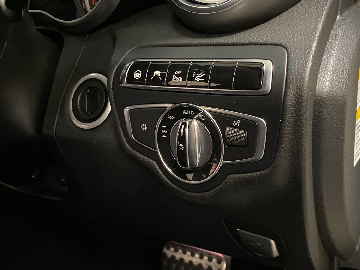 Used Mercedes-Benz C Class 2015 for sale - 77336861: Photo 39