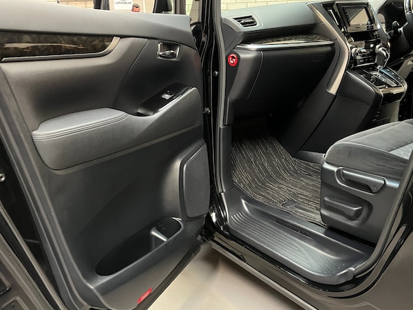 Used Toyota Vellfire 2015 for sale - 75039478: Photo 17