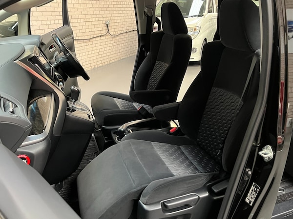 Used Toyota Vellfire 2015 for sale - 75039478: Photo 18