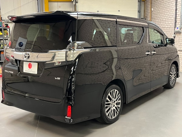 Used Toyota Vellfire 2015 for sale - 75039478: Photo 4