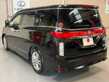 Used Nissan Elgrand 2013 for sale - 72986742: Photo
