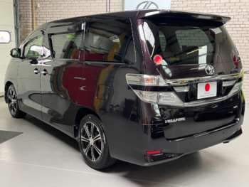 Used Toyota Vellfire 2013 for sale - 74943608: Photo