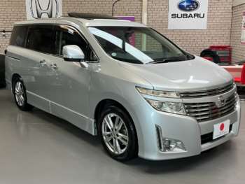 Used Nissan Elgrand 2011 for sale - 73665207: Photo