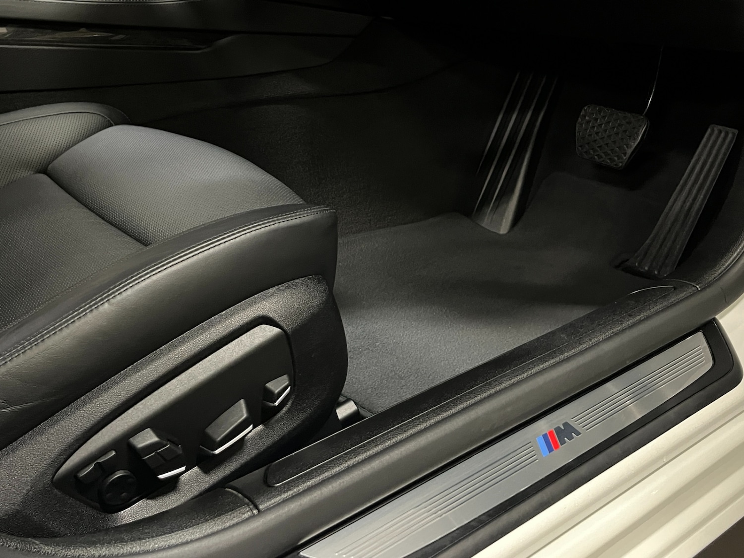 Used BMW 7 Series 2015 for sale - 76191717: Photo 31