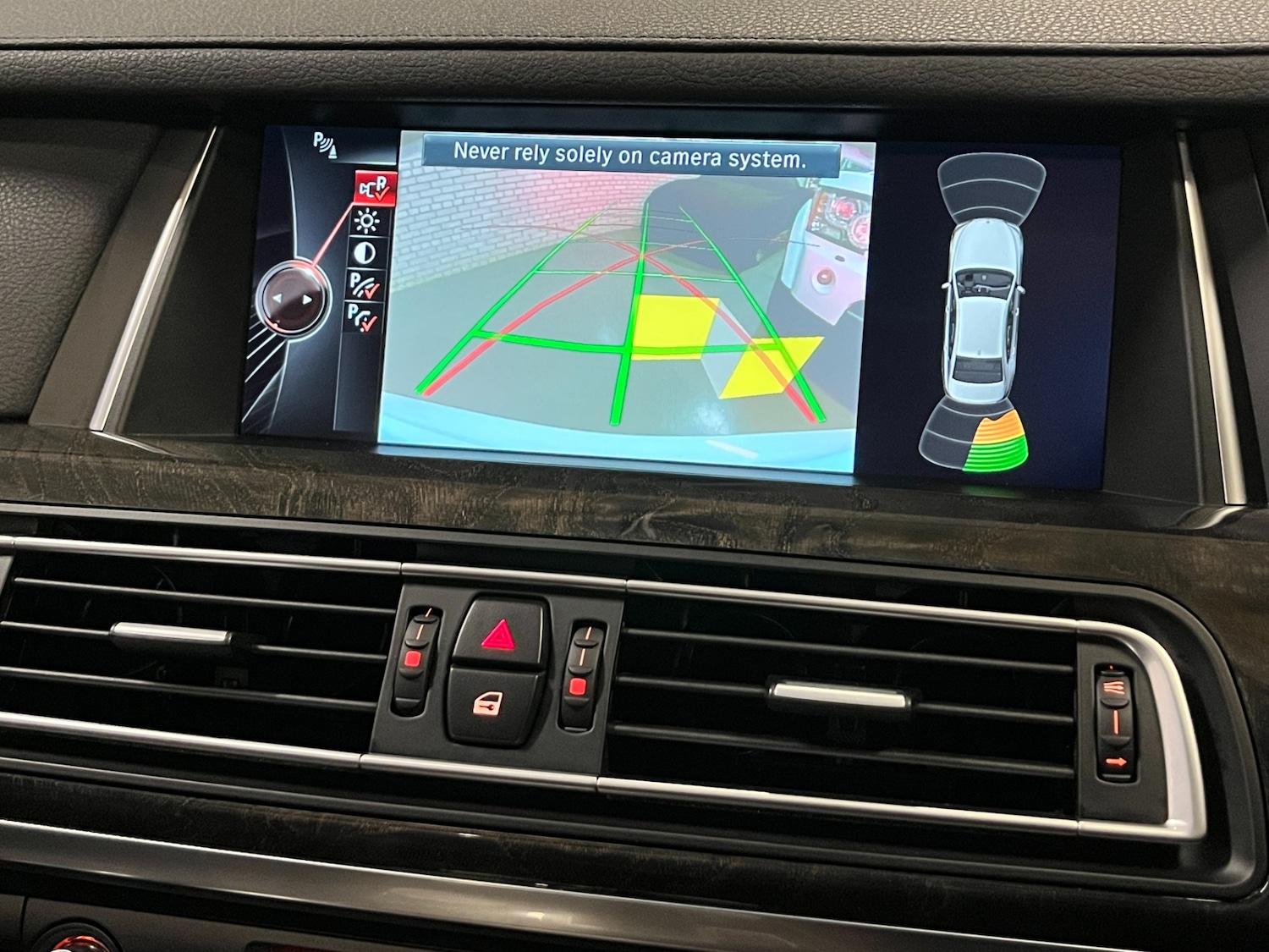 Used BMW 7 Series 2015 for sale - 76191717: Photo 44