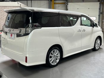Used Toyota Vellfire 2015 for sale - 79307666: Photo