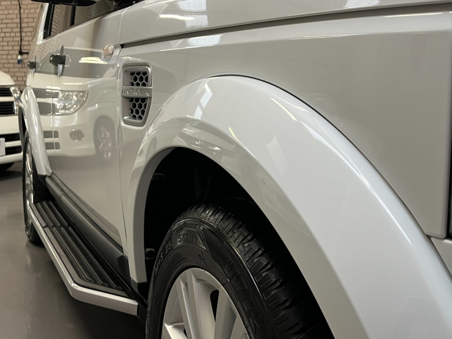 Used Land Rover Discovery 4 2011 for sale - 75543508: Photo 43