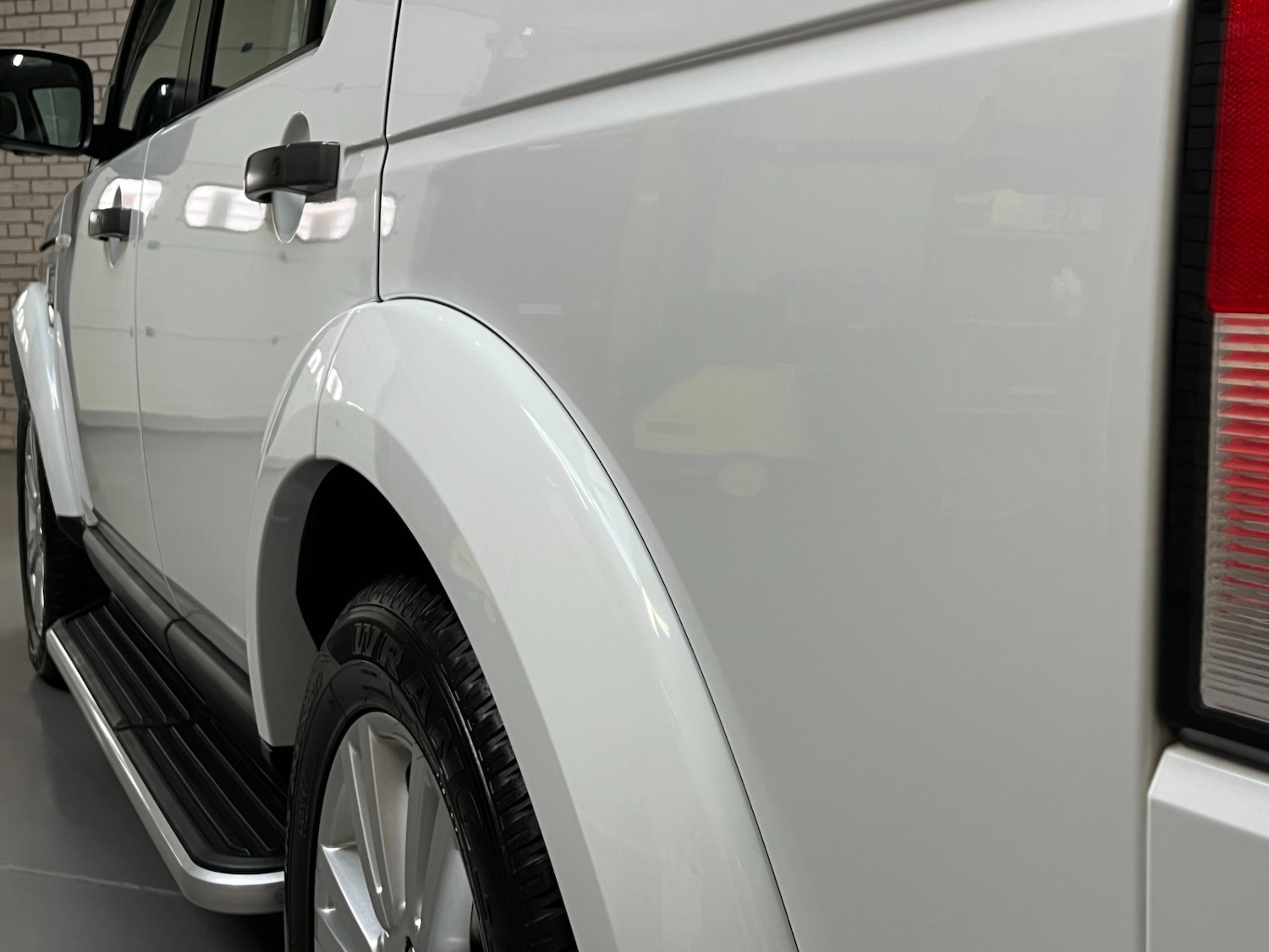 Used Land Rover Discovery 4 2011 for sale - 75543508: Photo 44