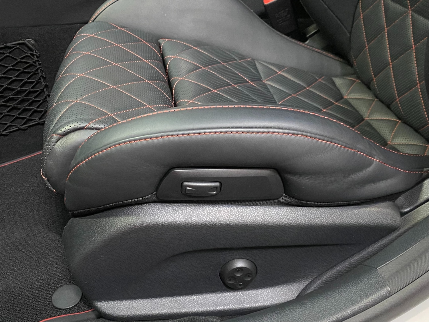 Used Mercedes-Benz C Class 2015 for sale - 76444569: Photo 26