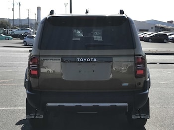 Used Toyota Land Cruiser 2024 for sale - 77453559: Photo