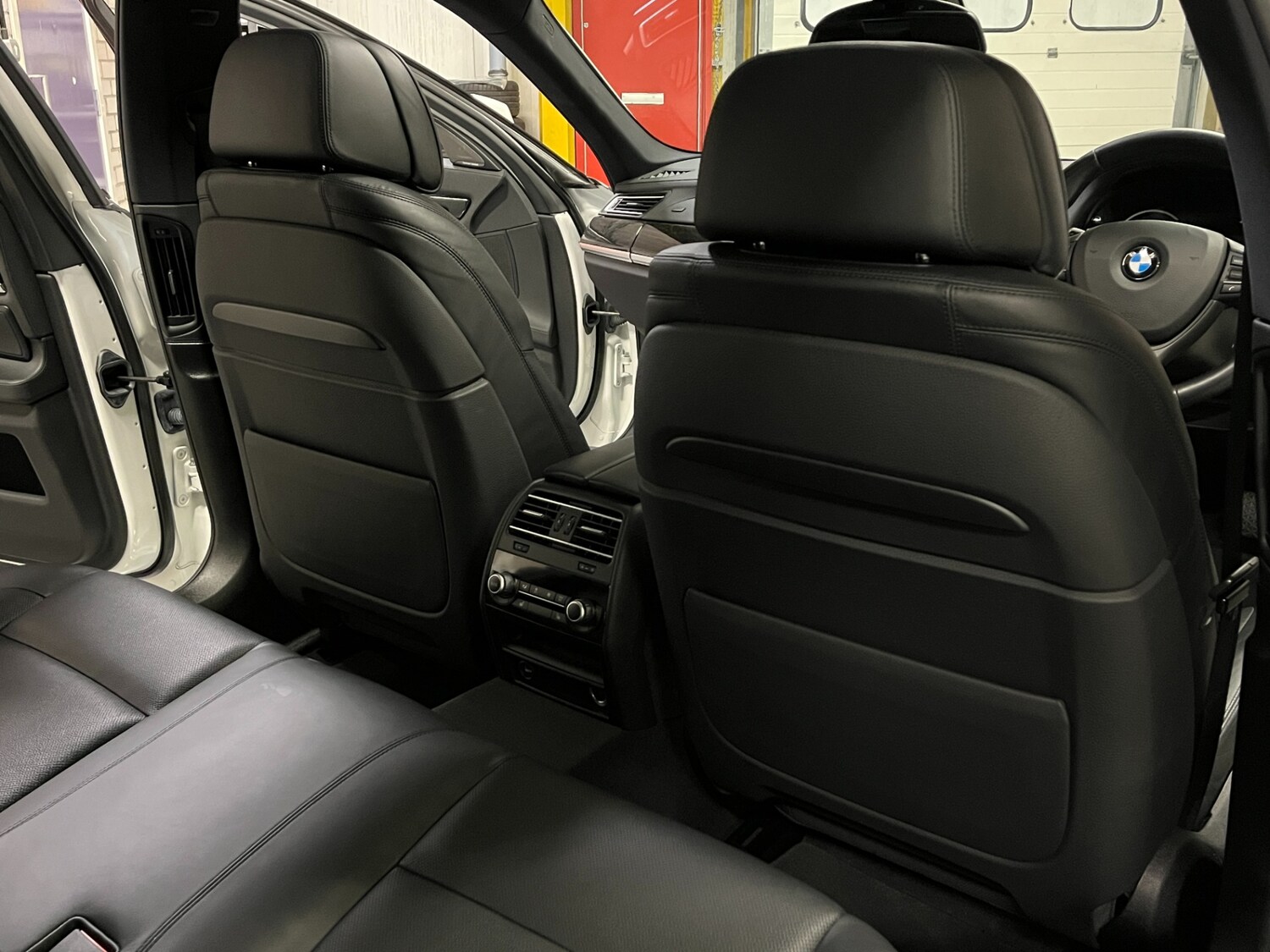 Used BMW 7 Series 2015 for sale - 77721818: Photo 15