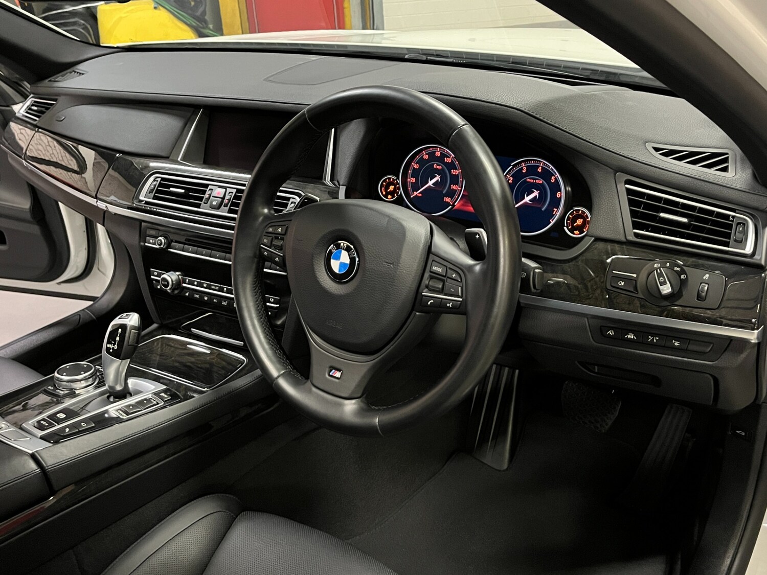 Used BMW 7 Series 2015 for sale - 77721818: Photo 18