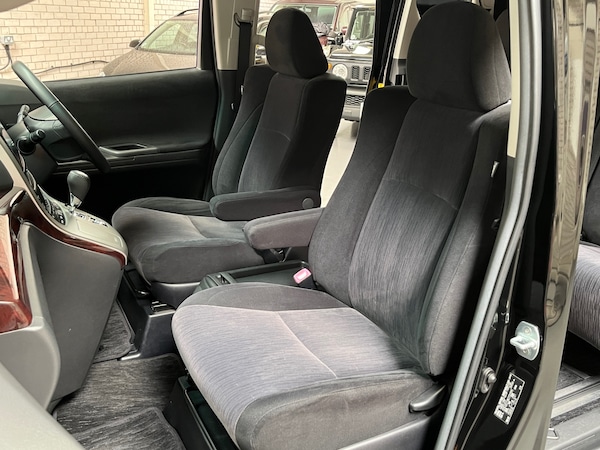 Used Toyota Vellfire 2013 for sale - 74885579: Photo 12