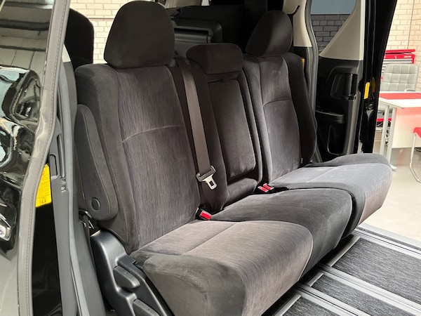 Used Toyota Vellfire 2013 for sale - 74885579: Photo 14
