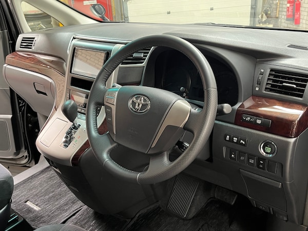 Used Toyota Vellfire 2013 for sale - 74885579: Photo 16