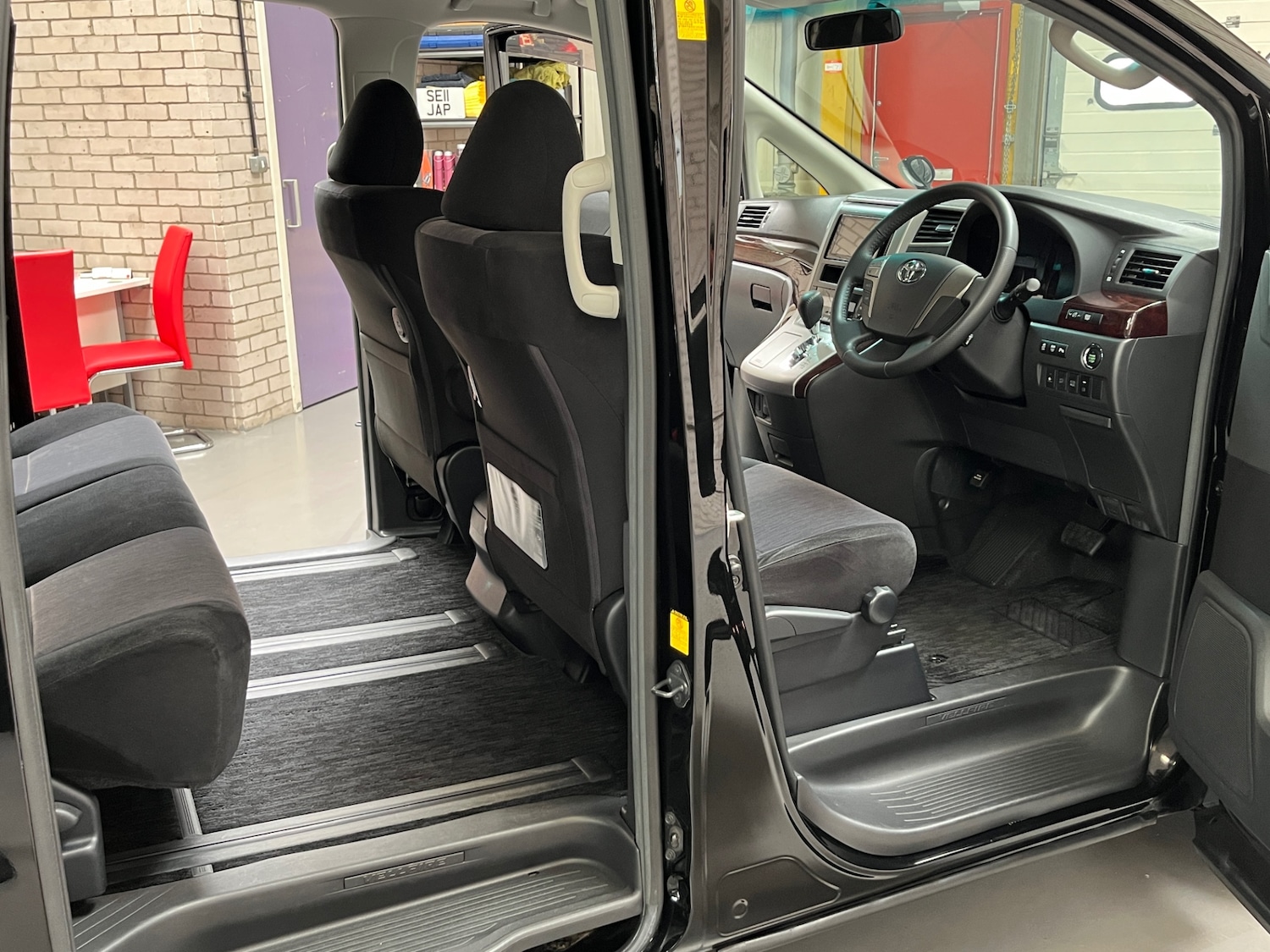 Vehicle 21