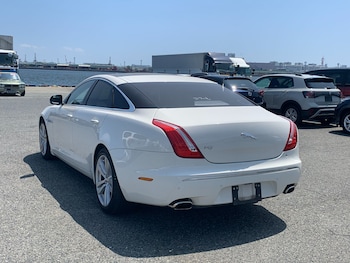 Used Jaguar XJ 2010 for sale - 75457583: Photo