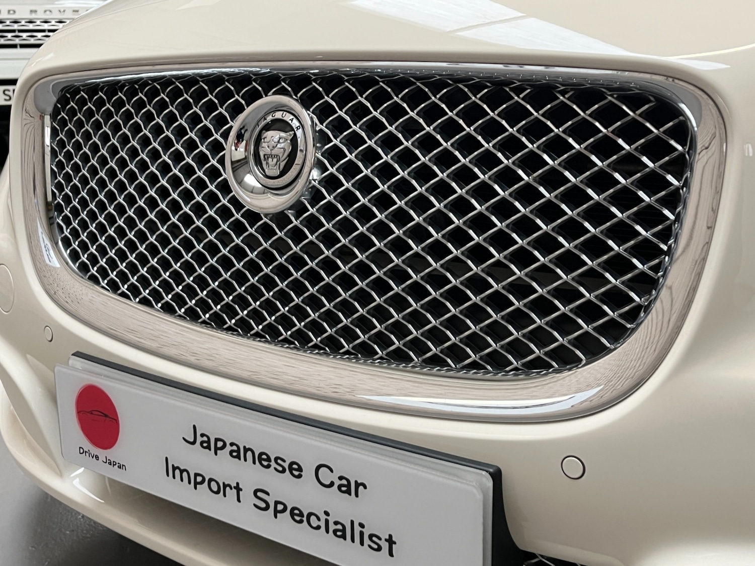 Used Jaguar XJ 2010 for sale - 75457583: Photo 42