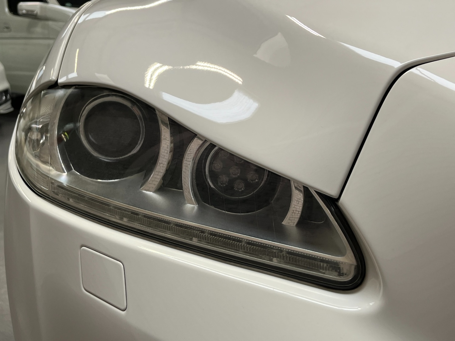 Used Jaguar XJ 2010 for sale - 75457583: Photo 45