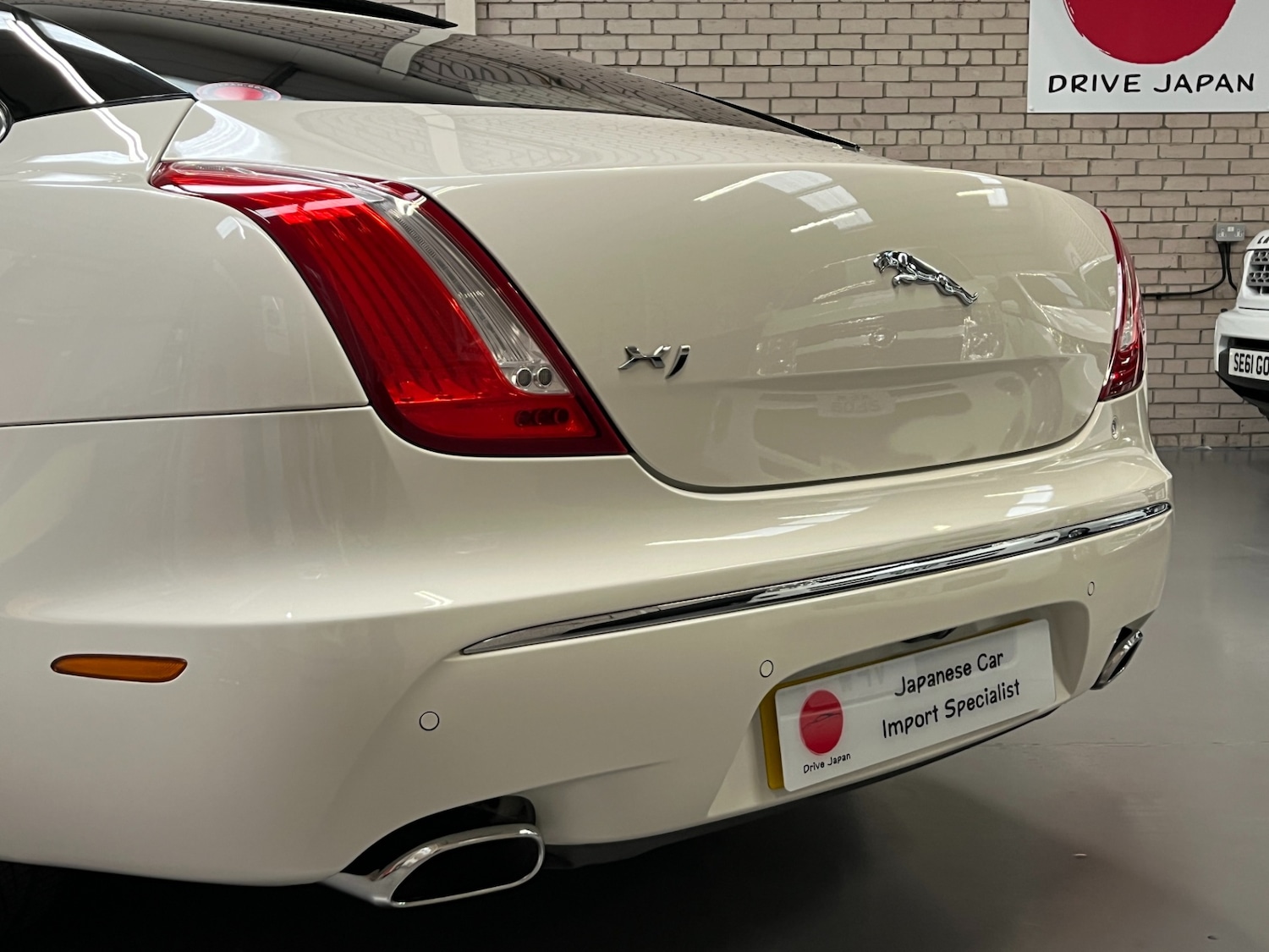 Used Jaguar XJ 2010 for sale - 75457583: Photo 50