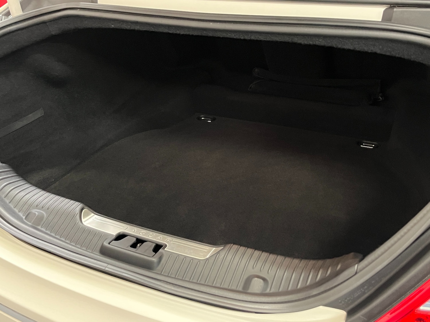 Used Jaguar XJ 2010 for sale - 75457583: Photo 57