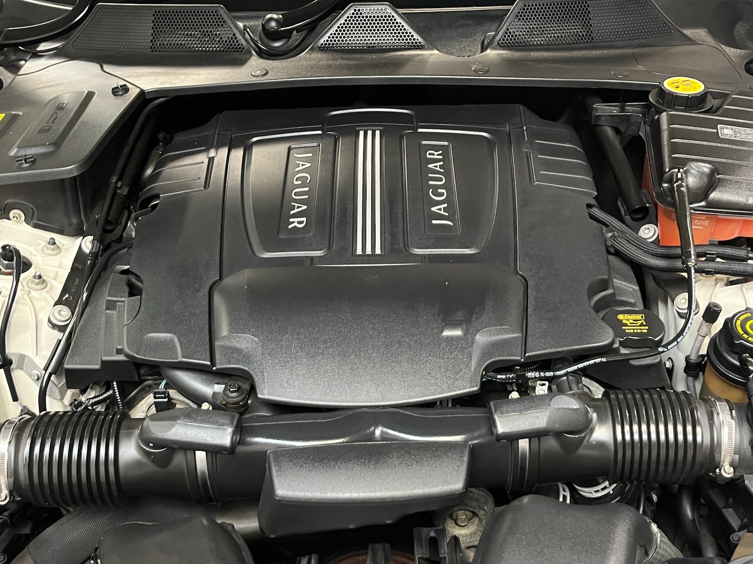 Used Jaguar XJ 2010 for sale - 75457583: Photo 59