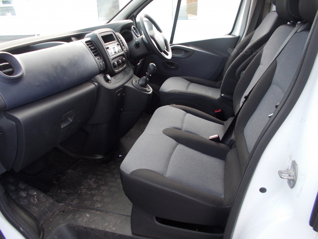 Used Vauxhall Vivaro 2016 for sale - 77118436: Photo 11