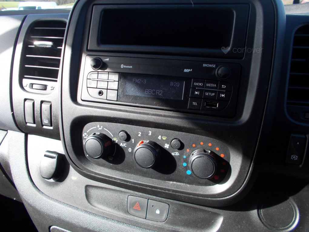 Used Vauxhall Vivaro 2017 for sale - 77605060: Photo 11