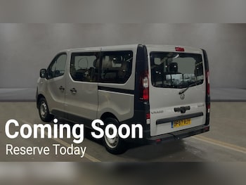 Used Vauxhall Vivaro 2017 for sale - 77605060: Photo