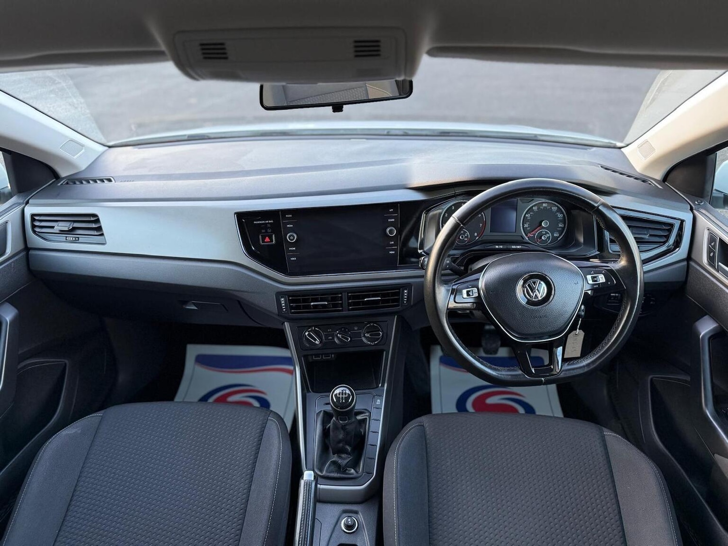 Used Volkswagen Polo 2018 for sale - 77014821: Photo 2