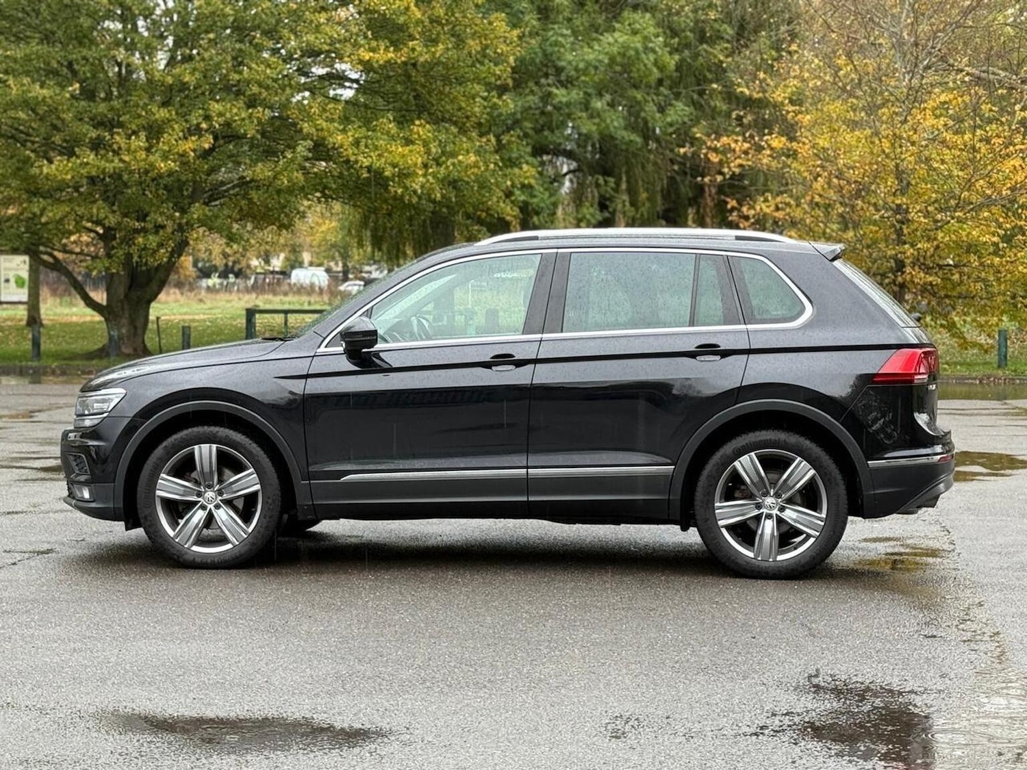 Used Volkswagen Tiguan 2017 for sale - 76439865: Photo 10