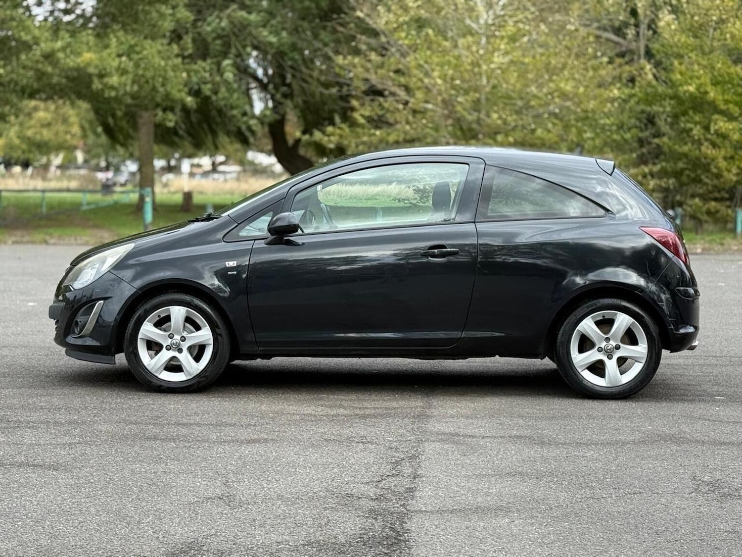 Used Vauxhall Corsa 2013 for sale - 76439944: Photo 11